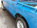 Nissan Frontier 2000 MT 4x2 for sale-1
