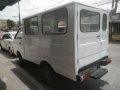 Good as new Nissan Vannete for sale-2