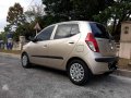 Hyundai i10 2010 AT for sale-3