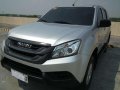 Good as new Isuzu MU-x 2015 for sale-5