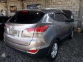 Hyundai Tucson 2012 Automatic Diesel Color Silver gray Pampanga for sale-2