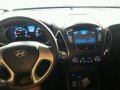 Hyundai Tucson 2012 Automatic Diesel Color Silver gray Pampanga for sale-7