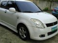 Well-maintained Suzuki Swift 2006 for sale-3