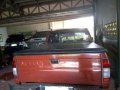 Nissan Frontier 2001 AT Red Pickup For Sale -4
