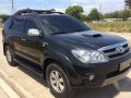 Toyota Fortuner V 2008 for sale-0