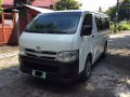Good as new Toyota Hiace Commuter 2012 for sale-2