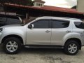 Good as new ISUZU MU-X LS-A MT 2.5L 4X2 2017 for sale-0