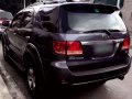2009 series Toyota Fortuner 3 liter 4wd Bullet Proof Level 6 vs lc200-1