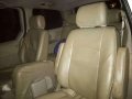 Kia Carnival 2005 for sale-6