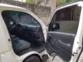 2016 Toyota Hiace Commuter 3.0L MT vs 2012 2013 2014 2015 2017 2018-10