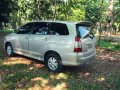 2012 TOYOTA Innova E variant powerwindows diesel-2