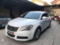 2013 Suzuki Kizashi automatic Color white pearl original paint-2