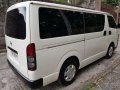 2016 Toyota Hiace Commuter 3.0L MT vs 2012 2013 2014 2015 2017 2018-4