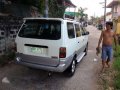 Toyota Revo 2000 for sale-4