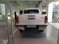 Like new Toyota Hilux for sale-3