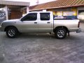 Nissan Frontier Titanium 2003 for sale-7