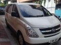 2009 Hyundai Grand starex vgt GOLD AT Local-0