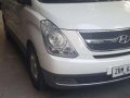 2009 Hyundai Grand starex vgt GOLD AT Local-3