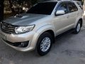 Toyota Fortuner V 2013 for sale-0