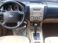 2010 Ford Everest 4x2  Complete title-3