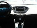 First owned 2015 Hyundai I10 1.0 E 4 automatic-3