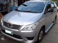 2012 Toyota Innova E, manual transmission, -1