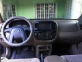 Ford Escape model 2003 Automatic trans-7