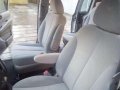 For sale 2010 Kia Carnival -9