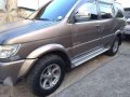 2005 Isuzu Crosswind XUVI All stock,registered,cold aircon-0