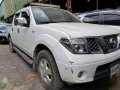 2014 Nissan Frontier Navara LE 4x2 2.5L White BDO Preowned Cars-1