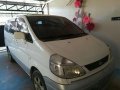   Like New Nissan Serena For sale-3