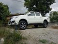 Toyota Hilux 2015 Trd manual 4by2 white 998000-5