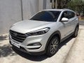 2016 Hyundai Tucson GLS 2.0 turbo diesel CRDi- Automatic-0
