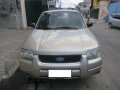 2005 FORD ESCAPE XLS - very fresh and clean in and out-1