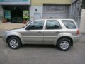 2005 FORD ESCAPE XLS - very fresh and clean in and out-0