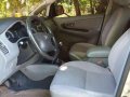 2010 Toyota Innova E For sale-1