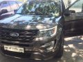 2017 Ford Explorer (excellent condition)-0