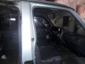Van TOYOTA Hiace Commuter 2000-6