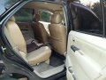 Toyota Fortuner V 2007 for sale -9