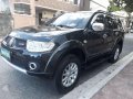 2009 MITSHUBISHI Montero GLS SE 4x4 AT-0