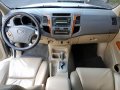 Like new Toyota Fortuner 2009 G Automatic for sale-2