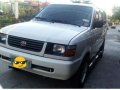 Toyota Revo DLX Diesel 1999 White For Sale -1