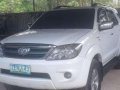 Toyota Fortuner G VVTi 2006 White For Sale -1