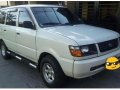 Toyota Revo DLX Diesel 1999 White For Sale -0
