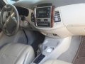 Toyota Innova G 2012 diesel FOR SALE-3