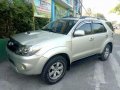 Toyota Fortuner V 2005 3.0D4D 4x4 top of the line FOR SALE-0