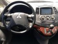 2010 MITSUBISHI GRANDIS AT FOR SALE-7