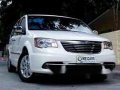 Chrysler Town and Country 2011 AT for sale-0