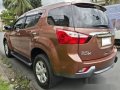 2018 Purchased Isuzu MUX 3.0 AT. Top of the line v-6