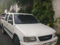 Isuzu Fuego 2000 MT for sale-1